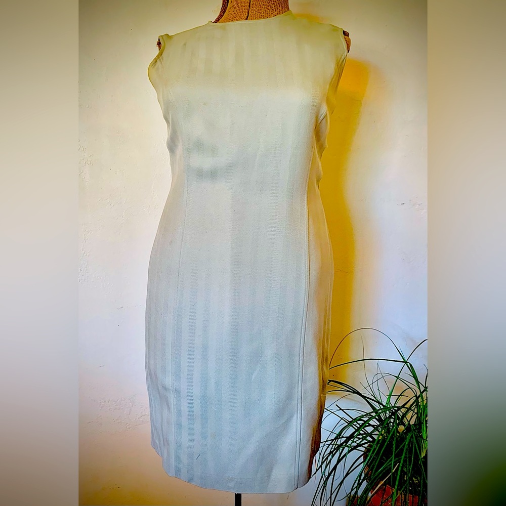 100% Silk Banana Republic Light Blue 90s Vintage Herringbone Weave Sheath Dress